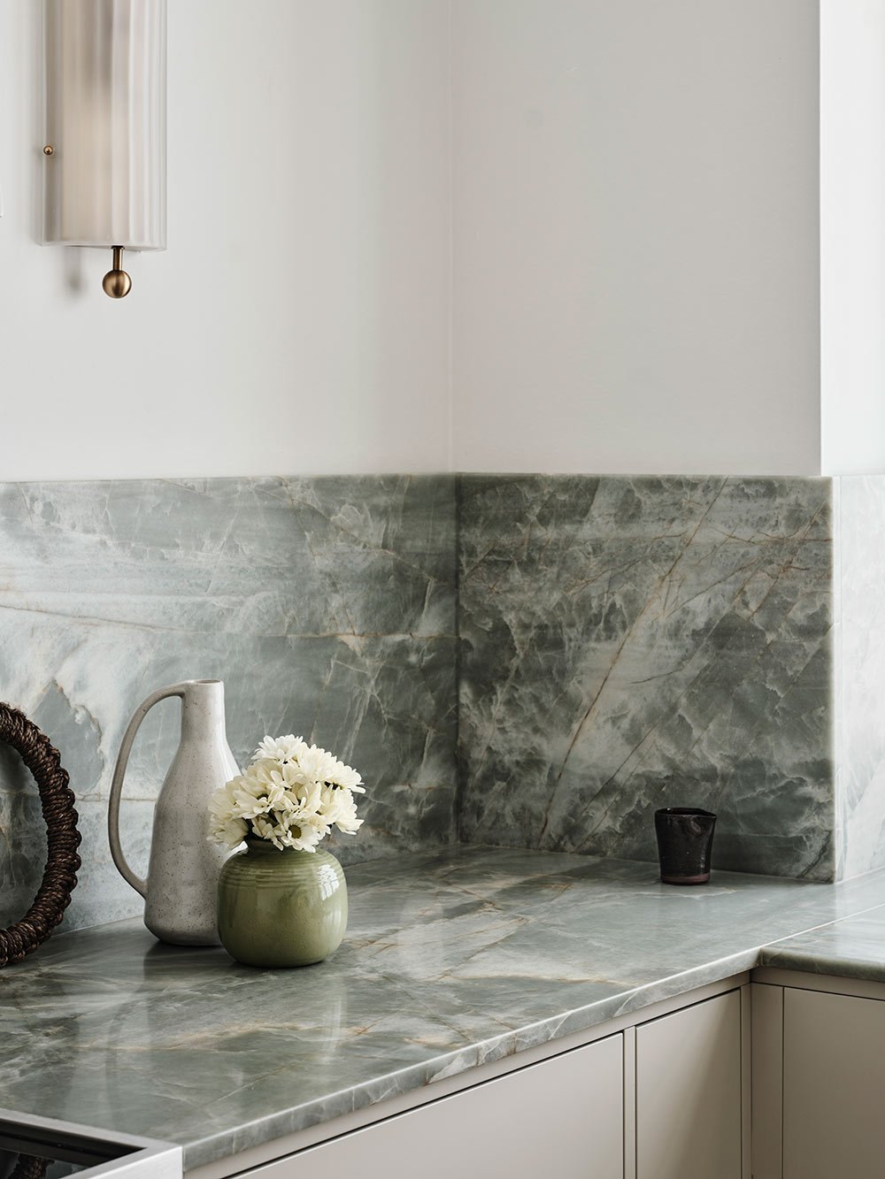 کابینت سفید کلاسیک در شهر تهران 7