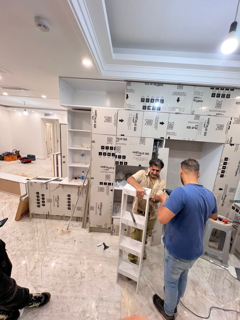 پروژه ساخت کابینت آشپزخانه و کمد دیواری 6 پروژه ساخت و اجرای کابینت و کمد در شرق تهران